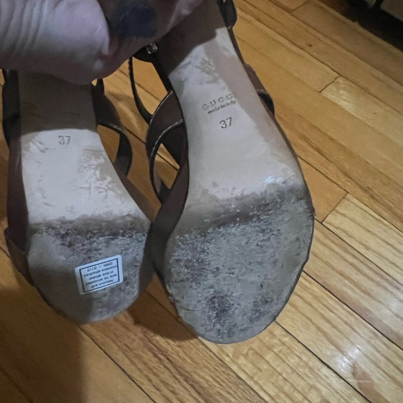 Gucci Horsebit Accent Brown Leather T-Strap Heeled Sandals - Picture 8 of 14